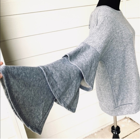 Elegant Heather Gray Ruffle Sleeve Sweatshirt - Picture 6 of 6